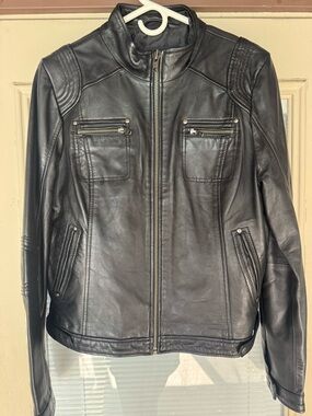 Women's Black Leather Zip-Up Moto Jacket